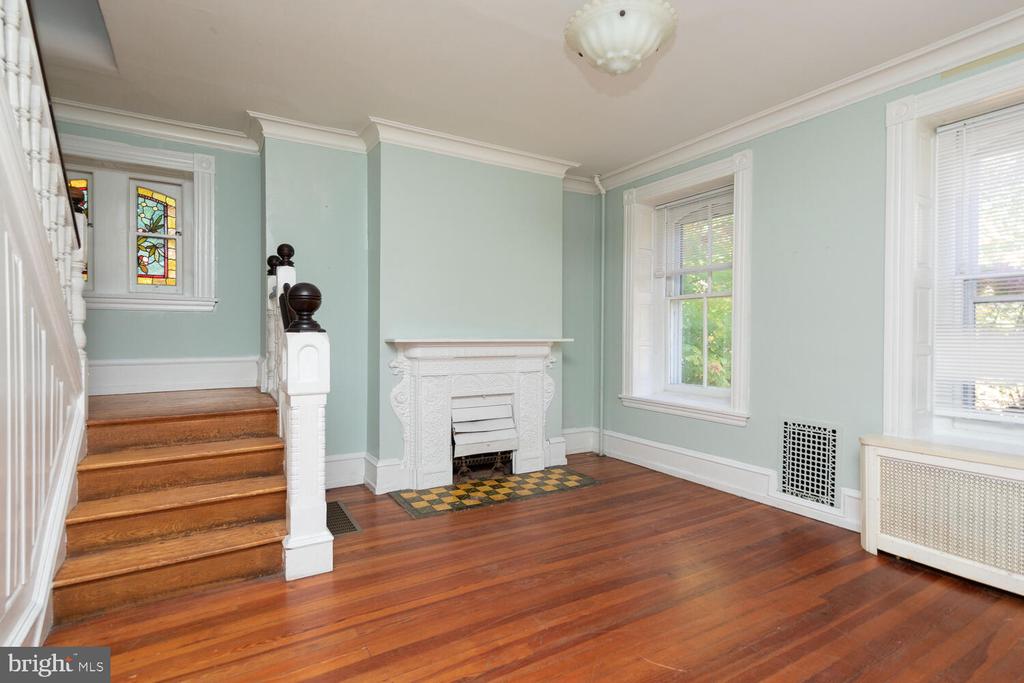 112 BRYN MAWR AVENUE