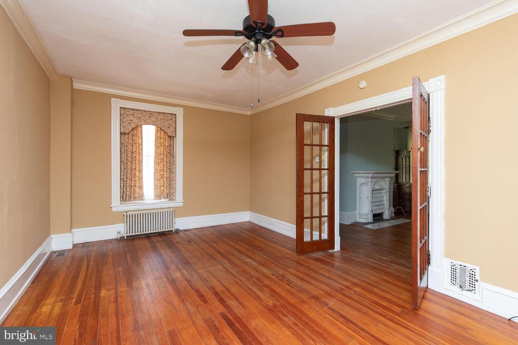 112 BRYN MAWR AVENUE