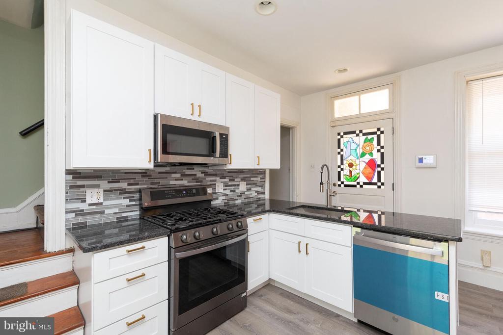 112 BRYN MAWR AVENUE
