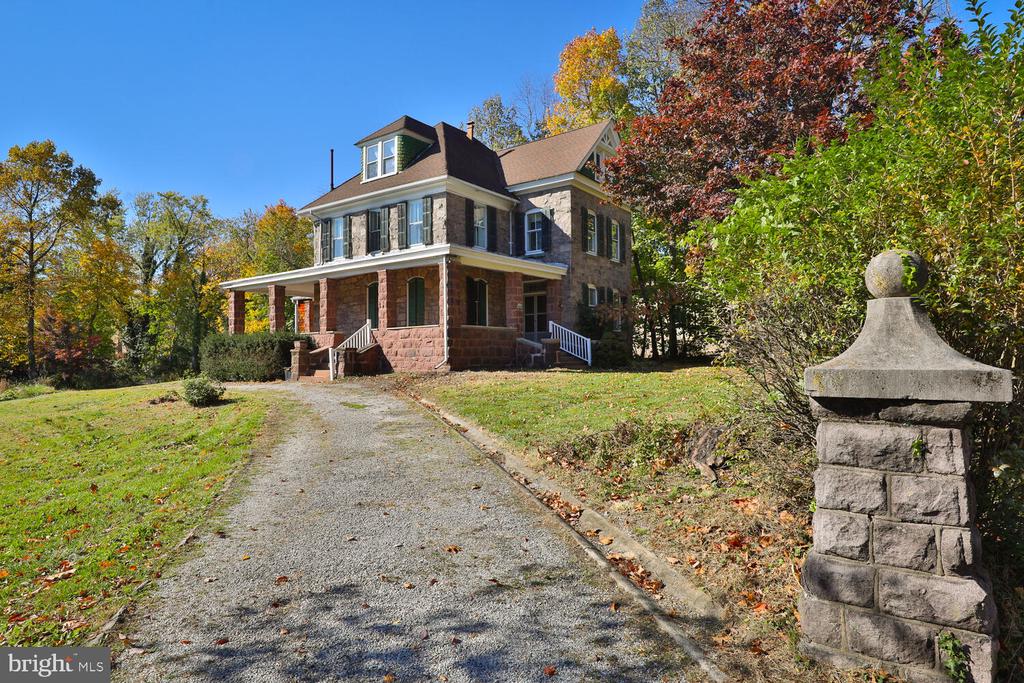 112 BRYN MAWR AVENUE