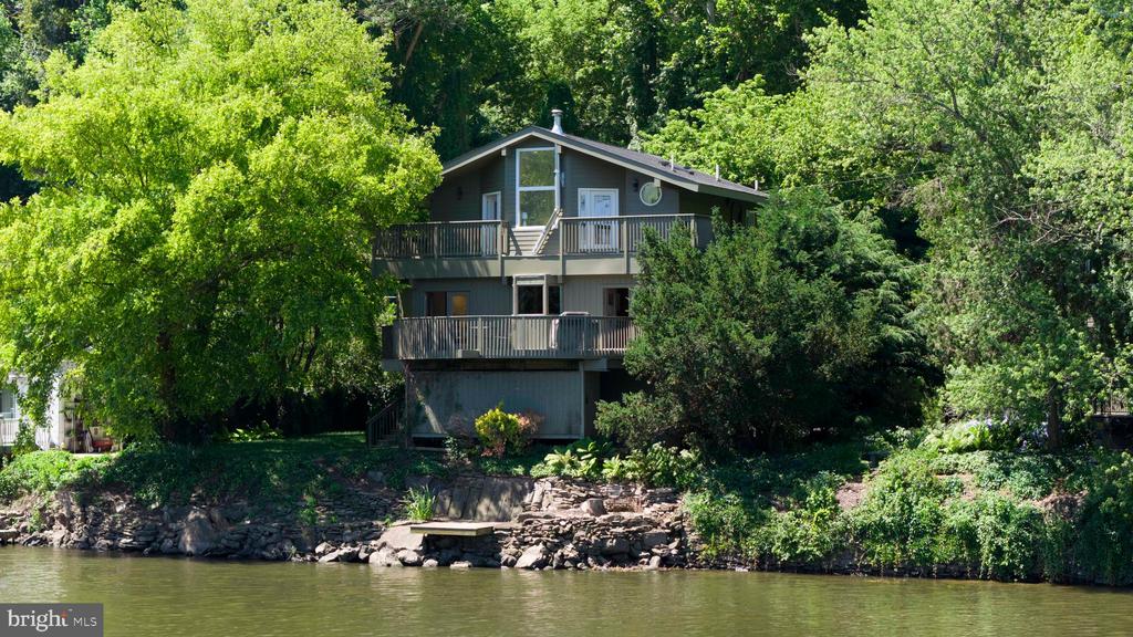 206 RIVER ROAD