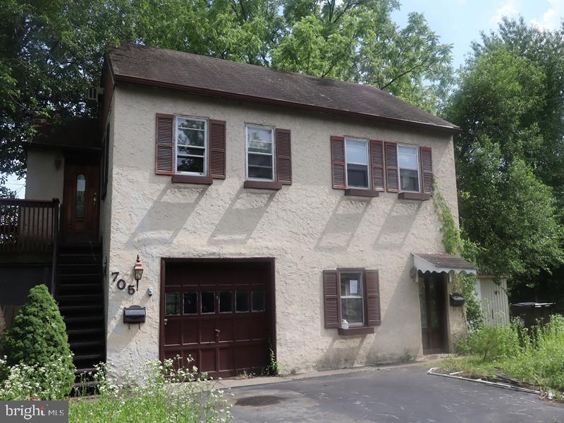 705 FLINT HILL ROAD