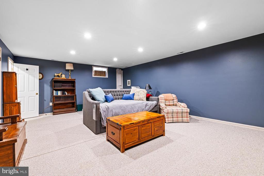 1101 QUINARD COURT