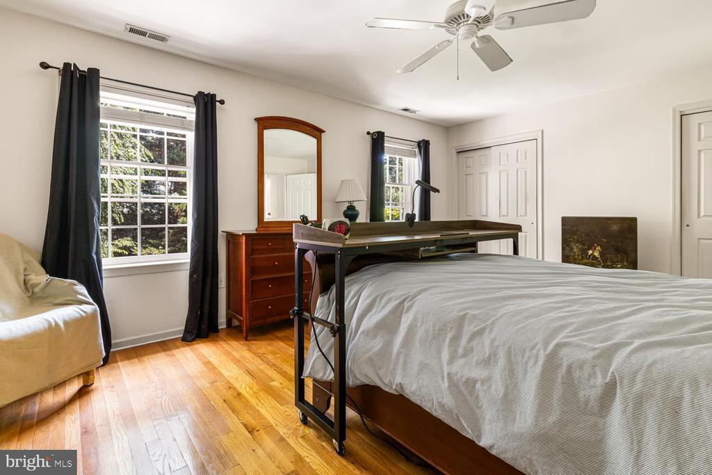 1101 QUINARD COURT