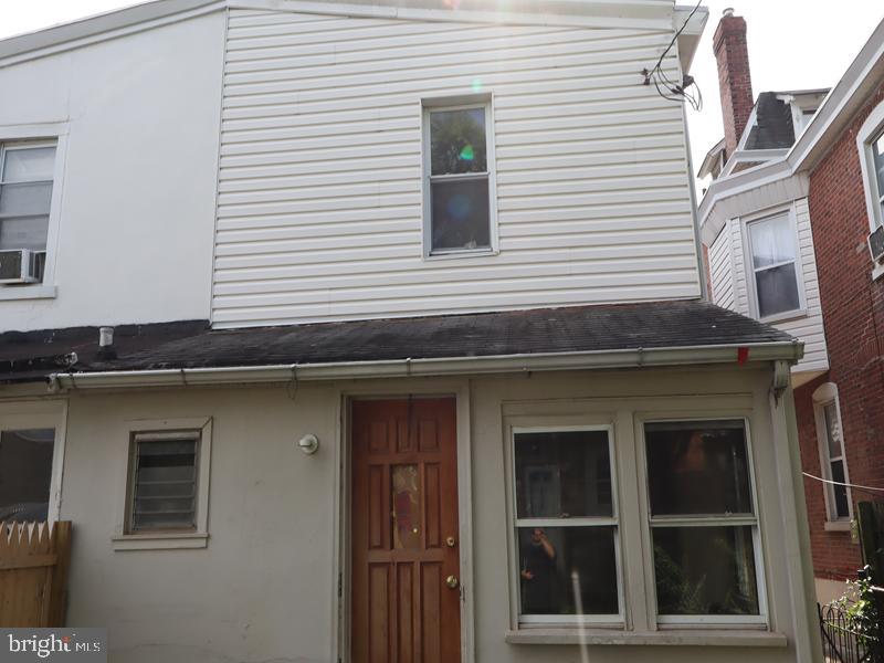 931 W MARSHALL STREET