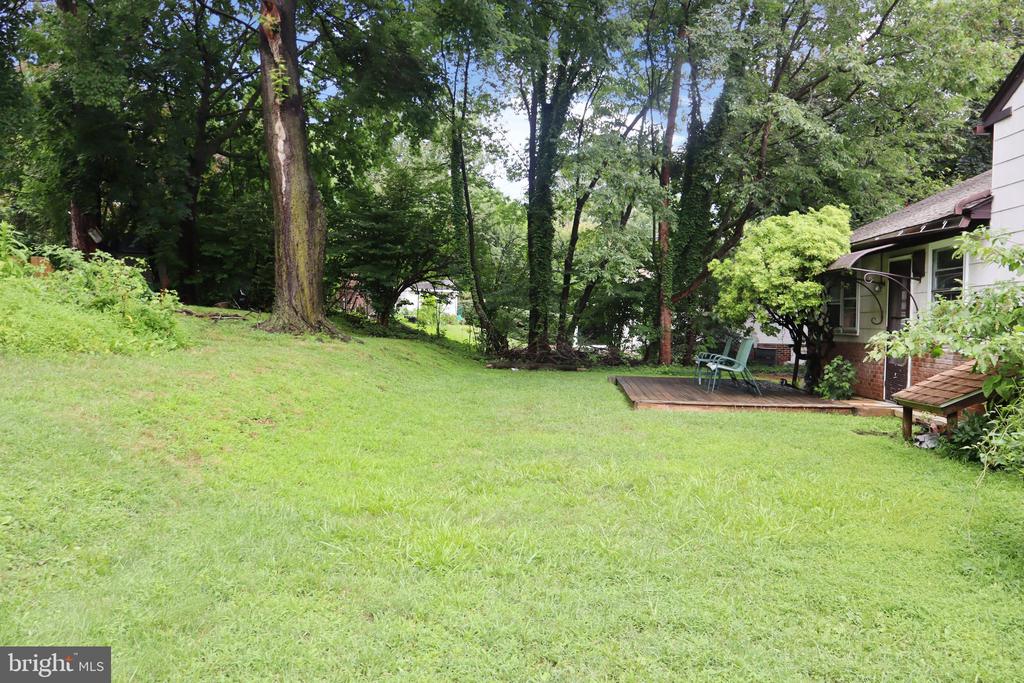 1380 GLENBROOK ROAD