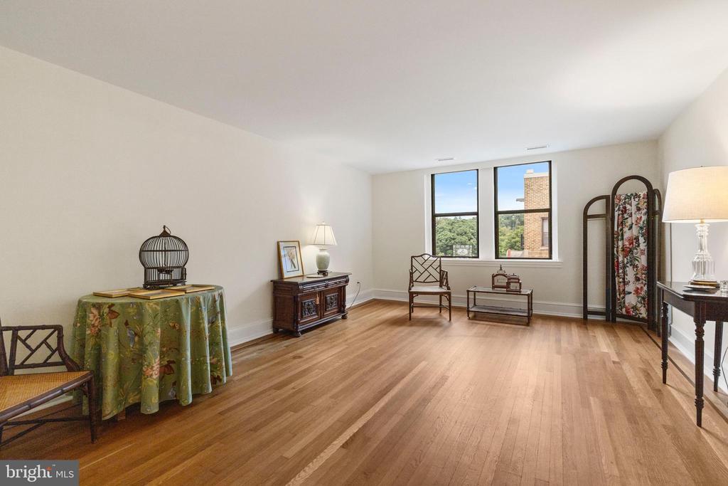 900 VALLEY ROAD Unit: C-403