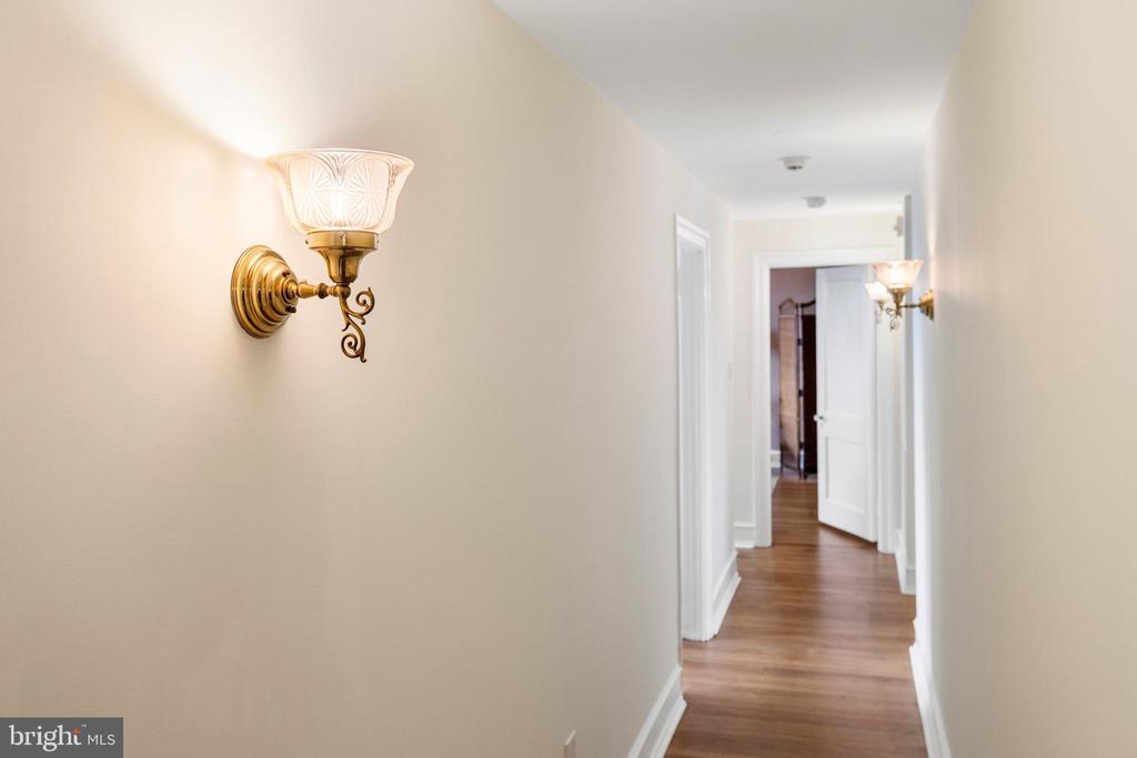 900 VALLEY ROAD Unit: C-403