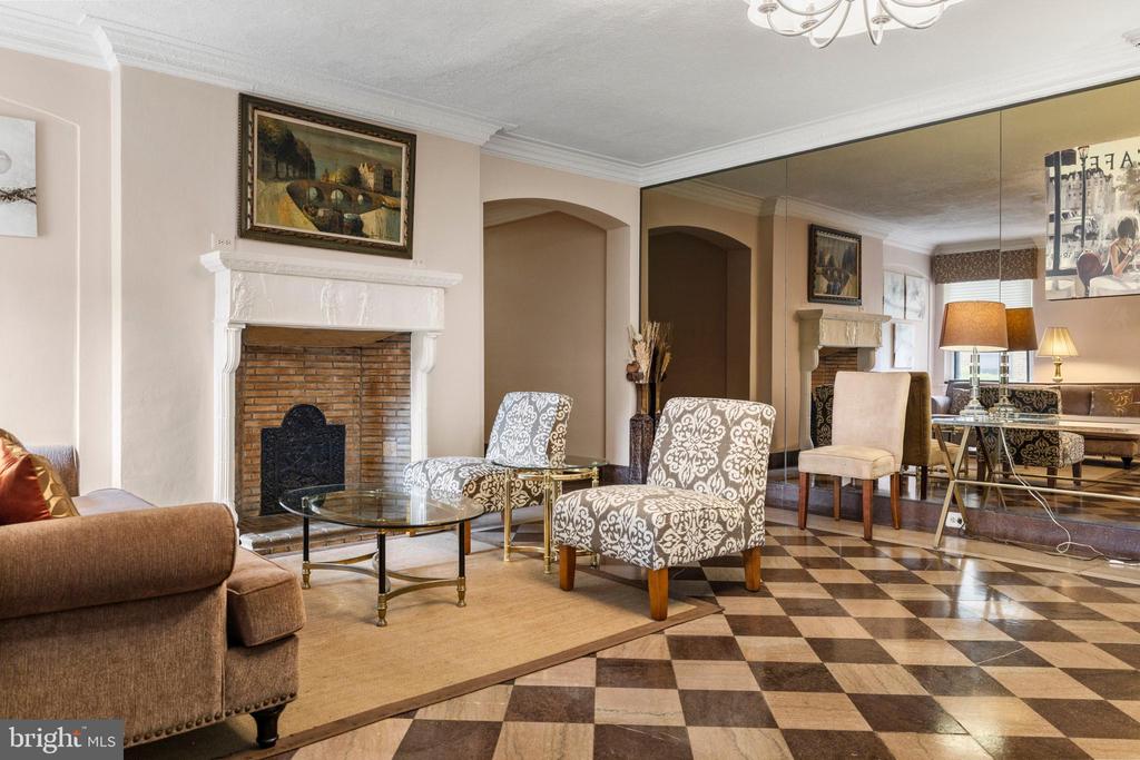 900 VALLEY ROAD Unit: C-403