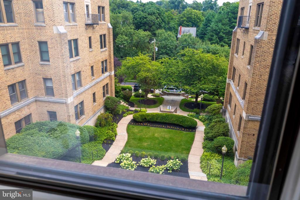 900 VALLEY ROAD Unit: C-403