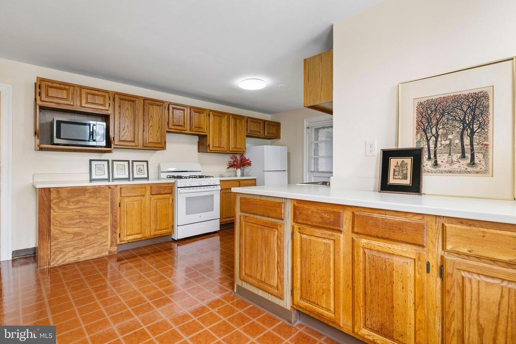 900 VALLEY ROAD Unit: C-403