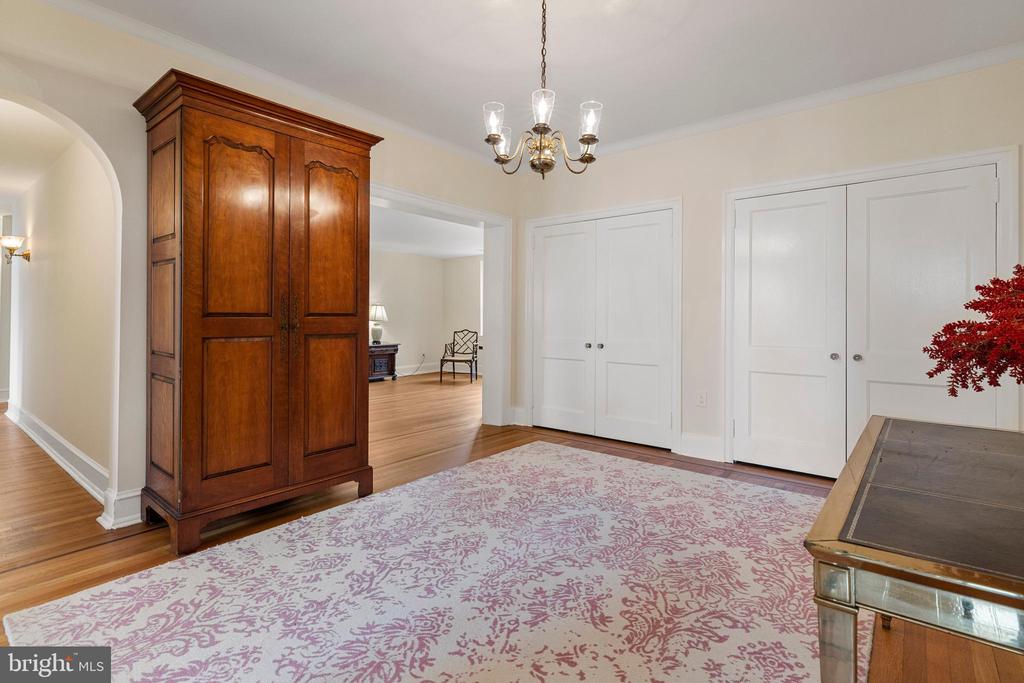 900 VALLEY ROAD Unit: C-403