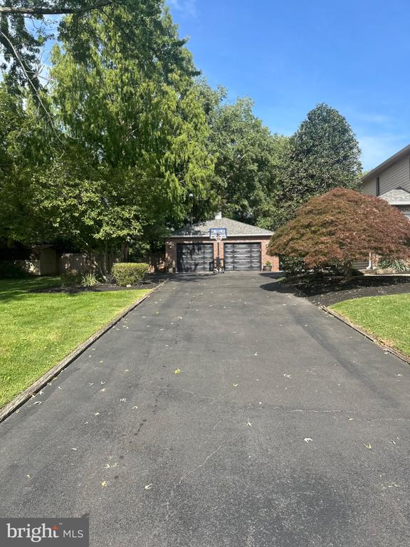 685 WYNDRISE DRIVE