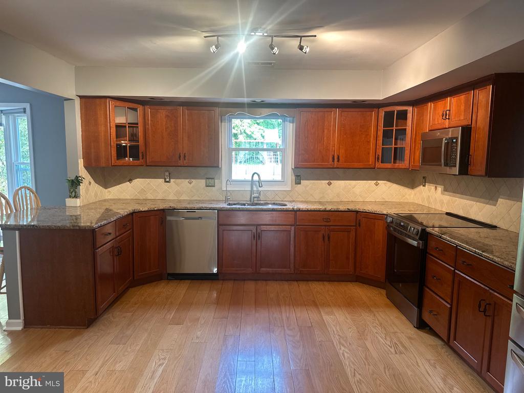 685 WYNDRISE DRIVE