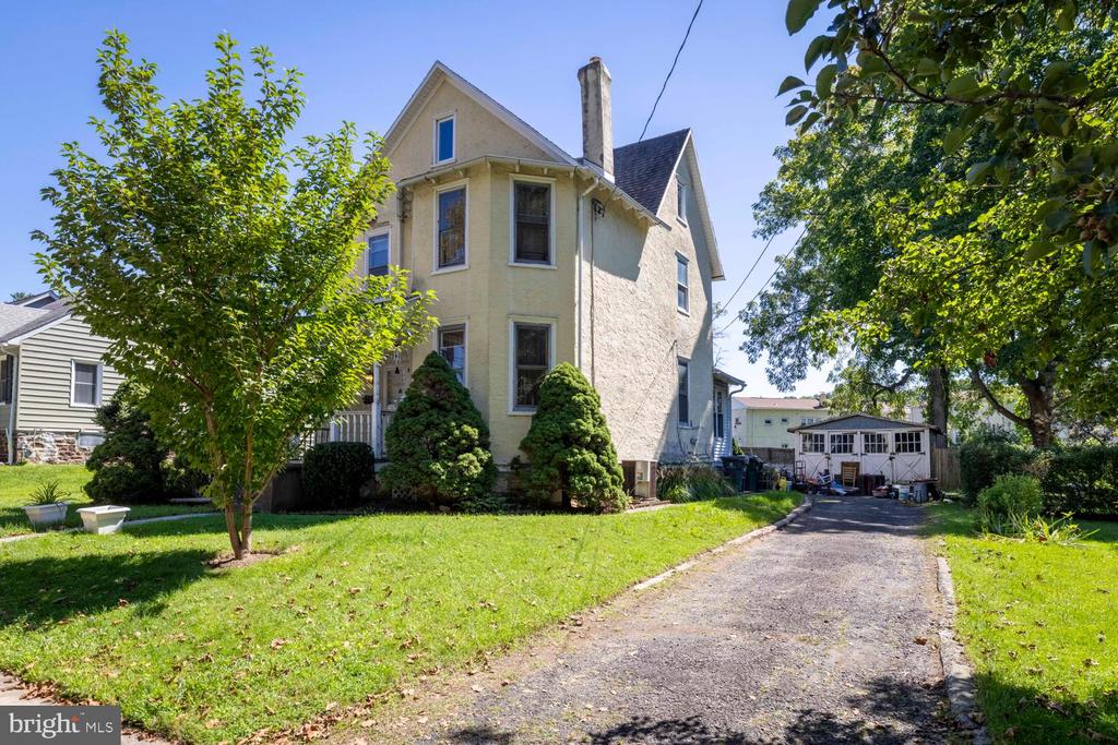 127 CENTRAL AVENUE
