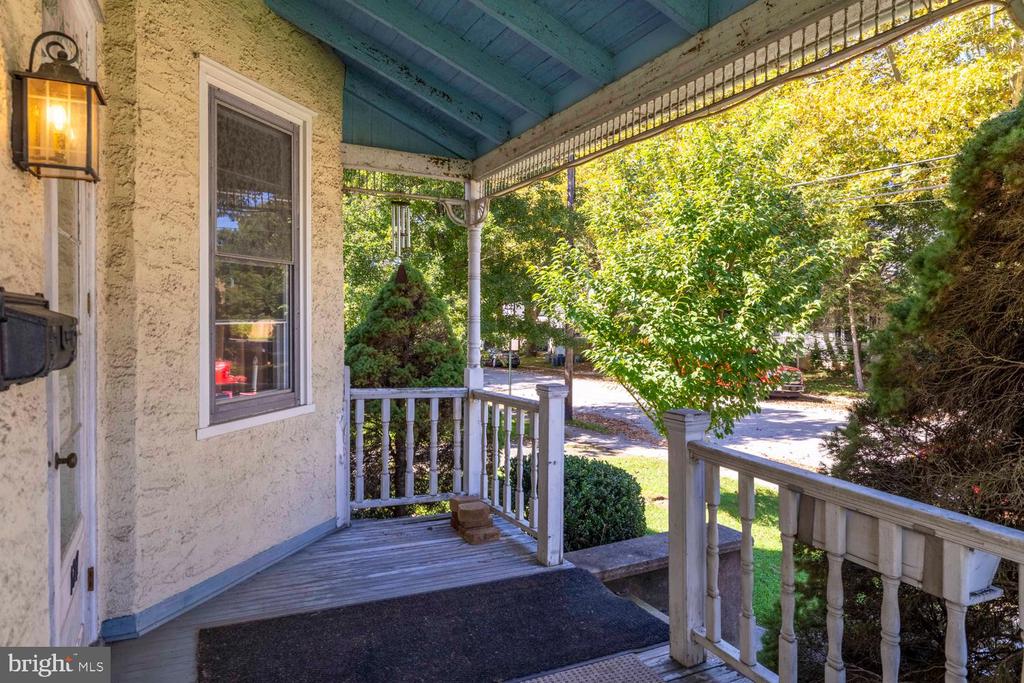 127 CENTRAL AVENUE