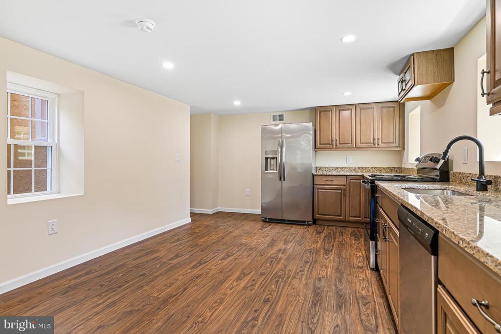 2315 HICKORY