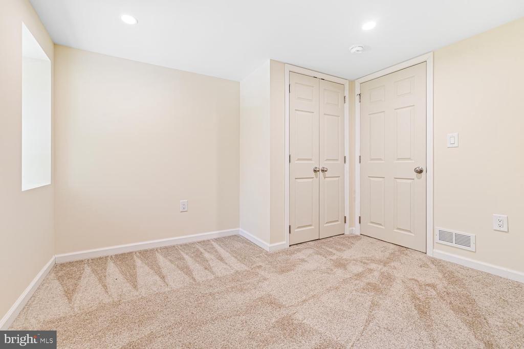 2315 HICKORY