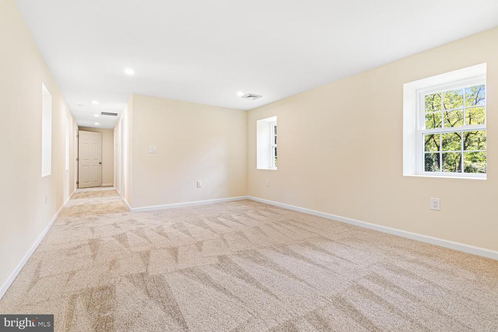 2315 HICKORY