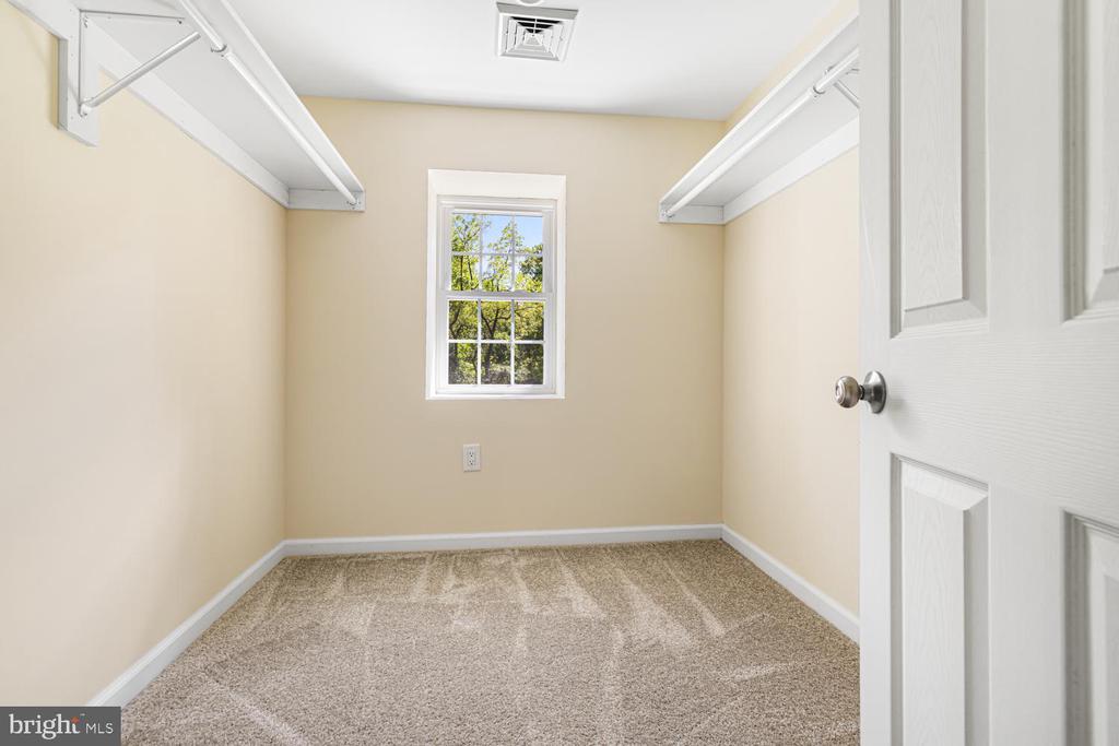 2315 HICKORY