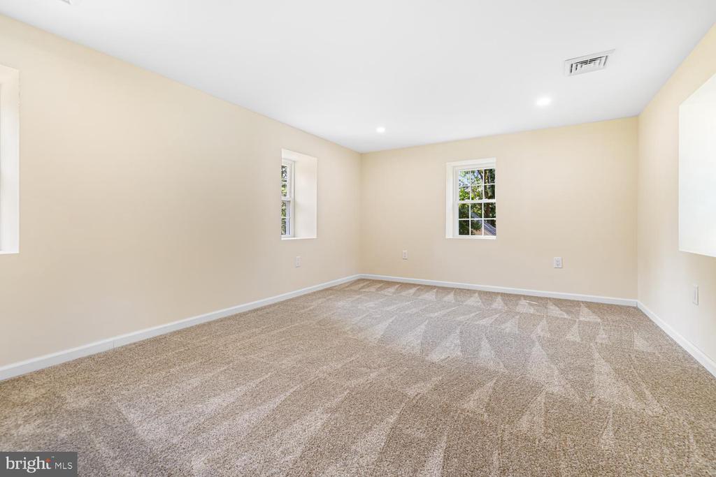 2315 HICKORY