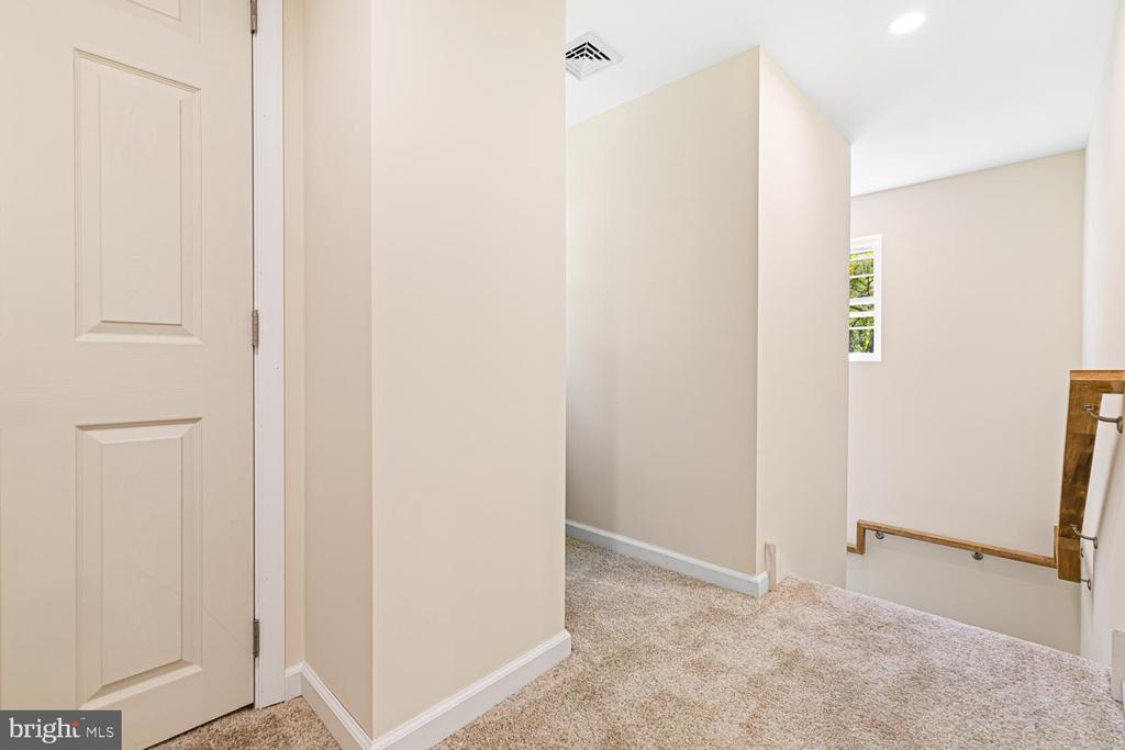 2315 HICKORY
