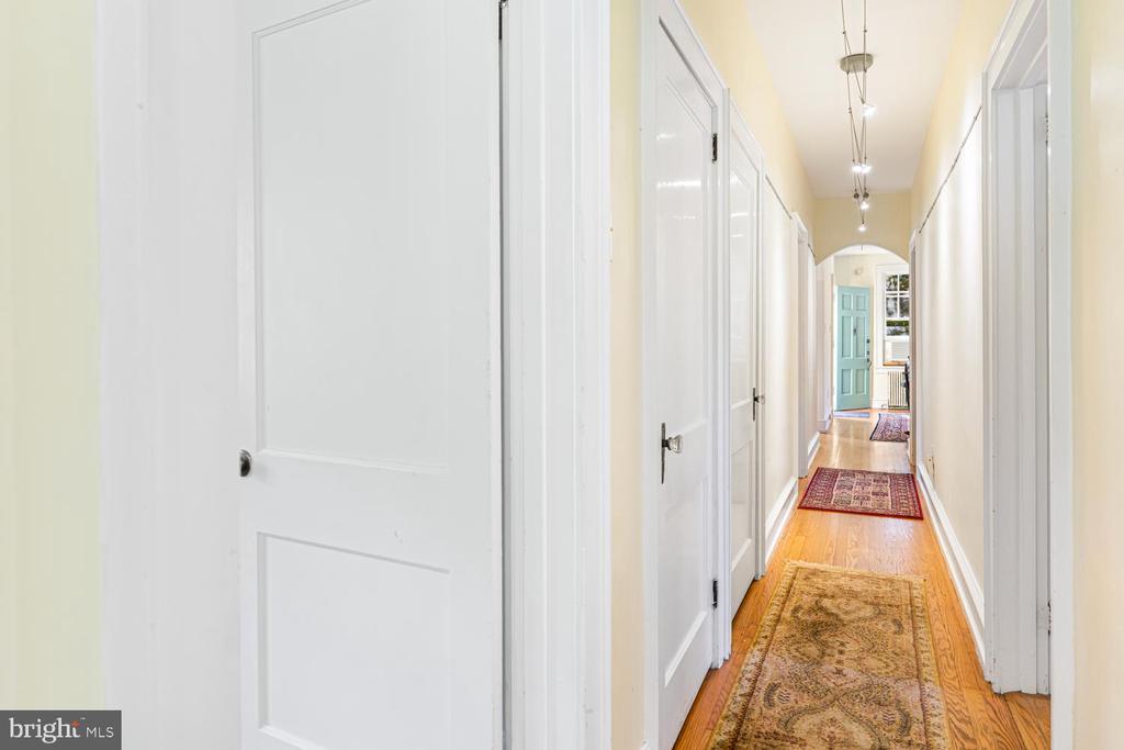 2063 HARTS LANE Unit:           