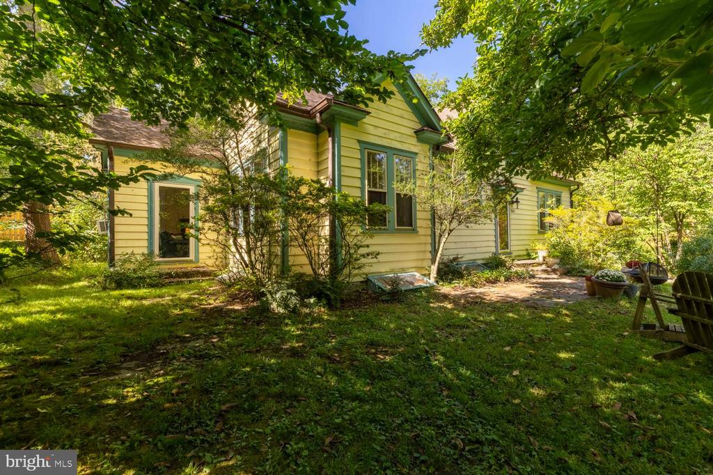 2063 HARTS LANE Unit:           