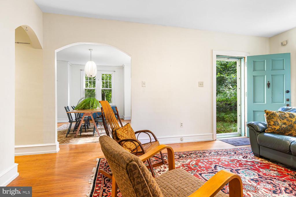 2063 HARTS LANE Unit:           