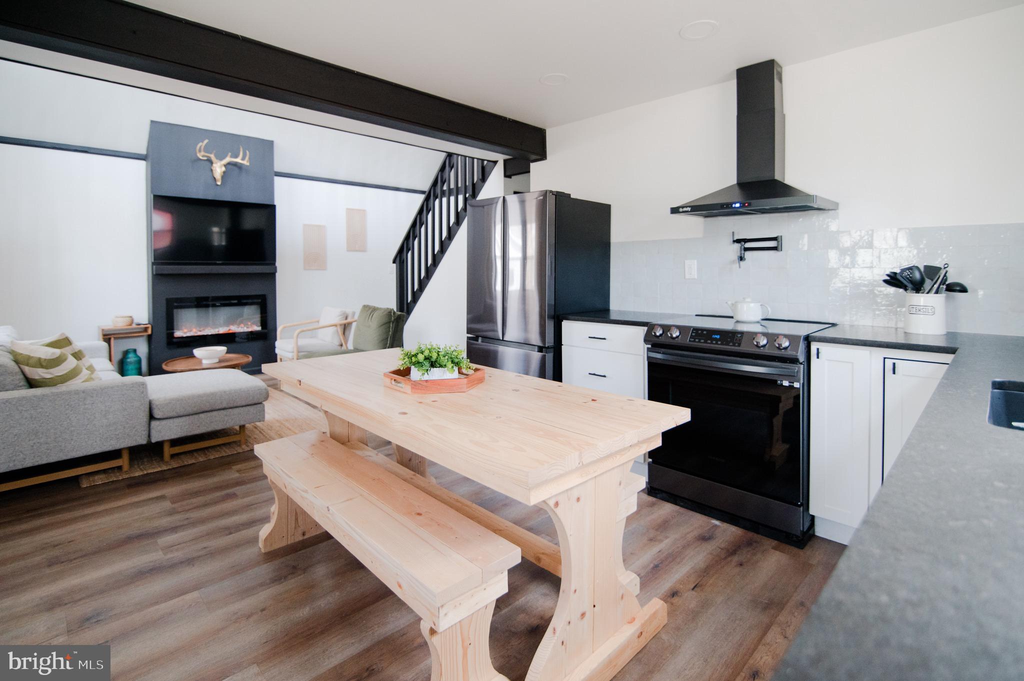 1788 Rolling Hills Dr