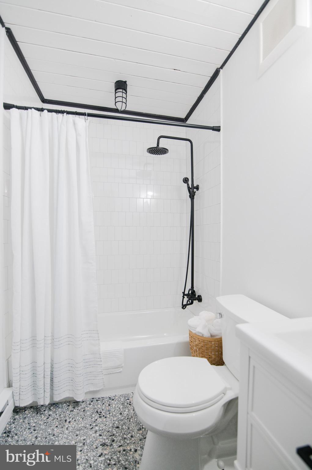 1788 Rolling Hills Dr