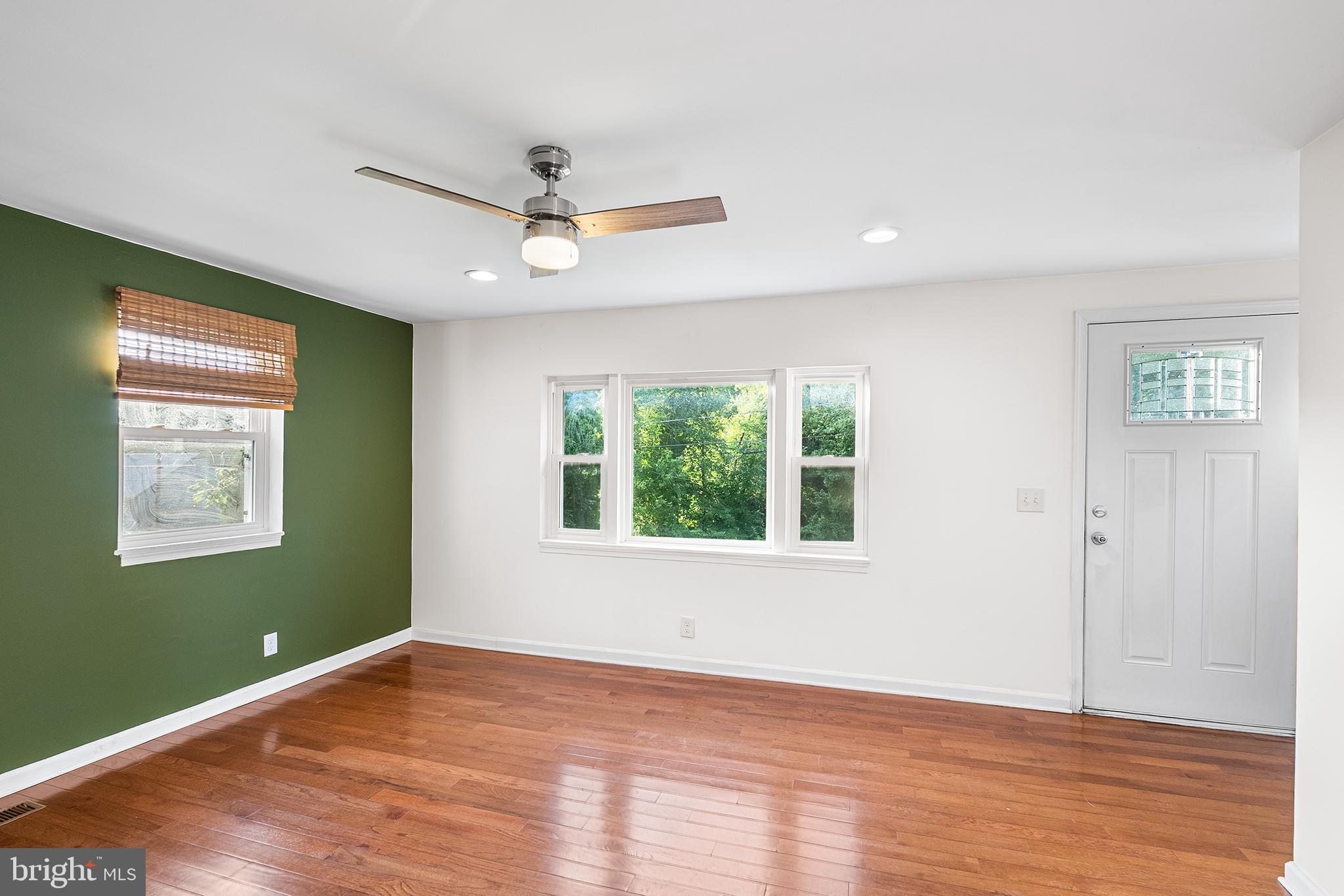 2354 Polk Valley Rd