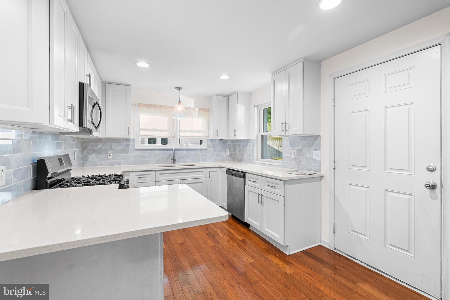 2354 Polk Valley Rd