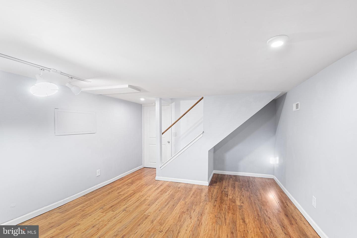 2354 Polk Valley Rd