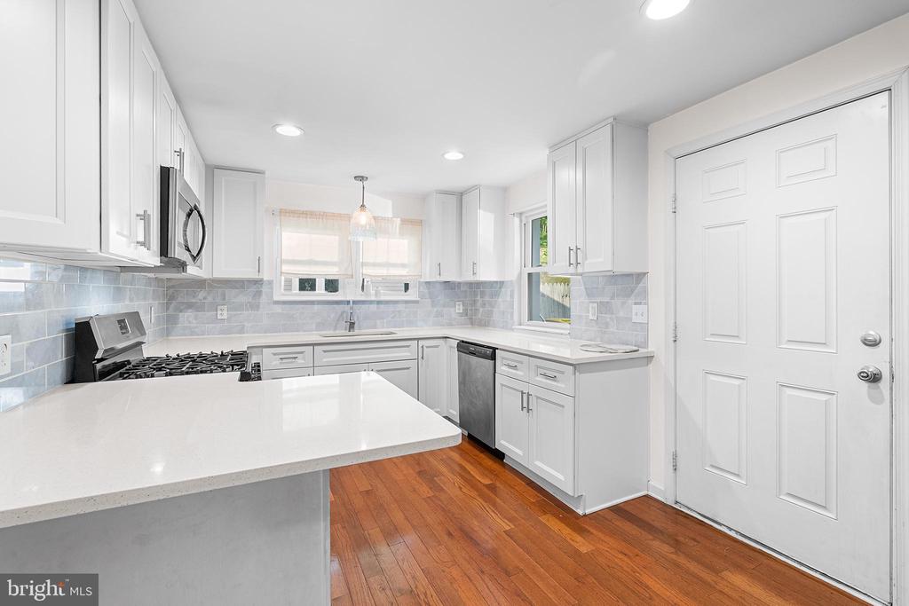 2354 Polk Valley Rd