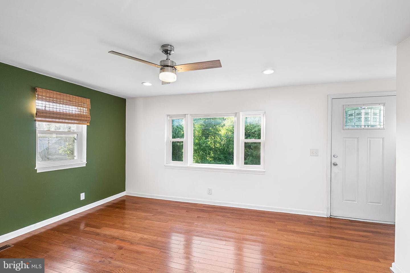 2354 Polk Valley Rd