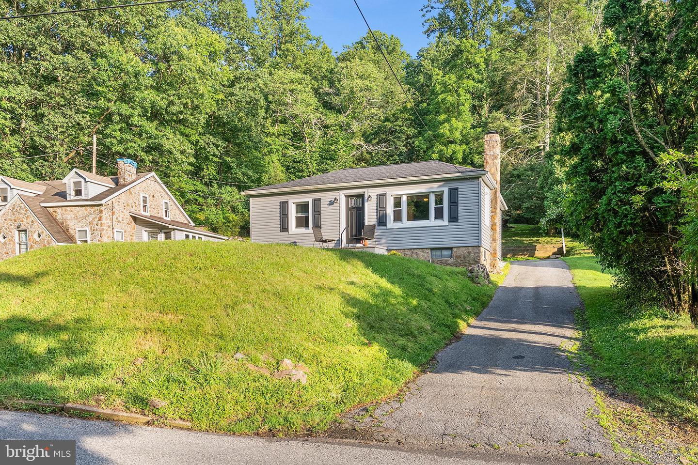 2354 Polk Valley Rd