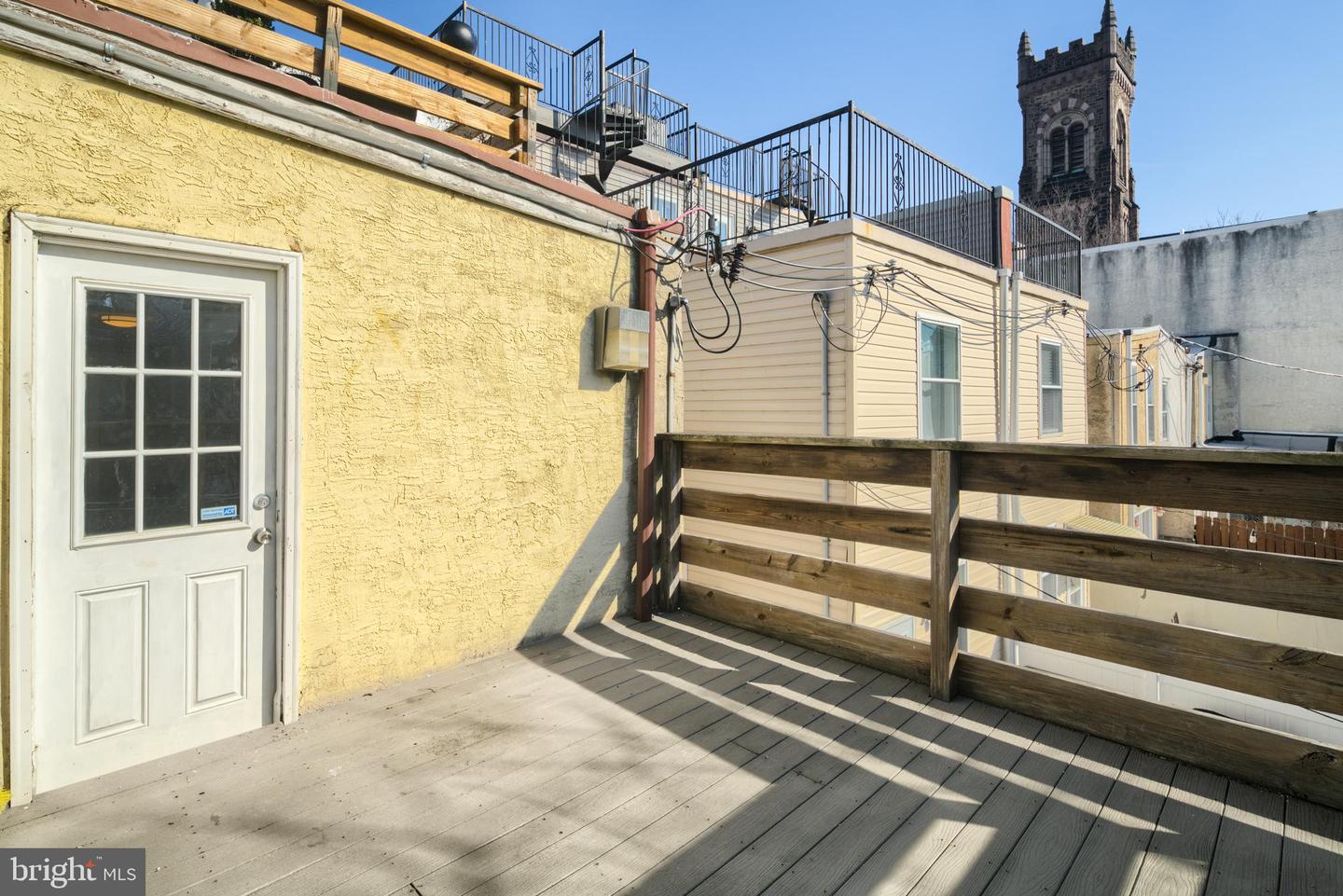 2112 Christian St #B