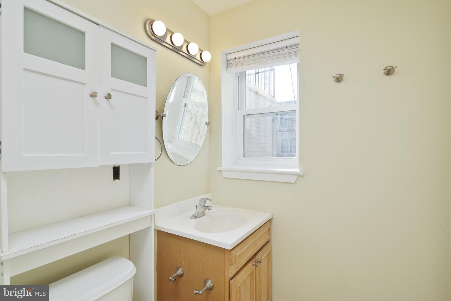 2112 Christian St #B