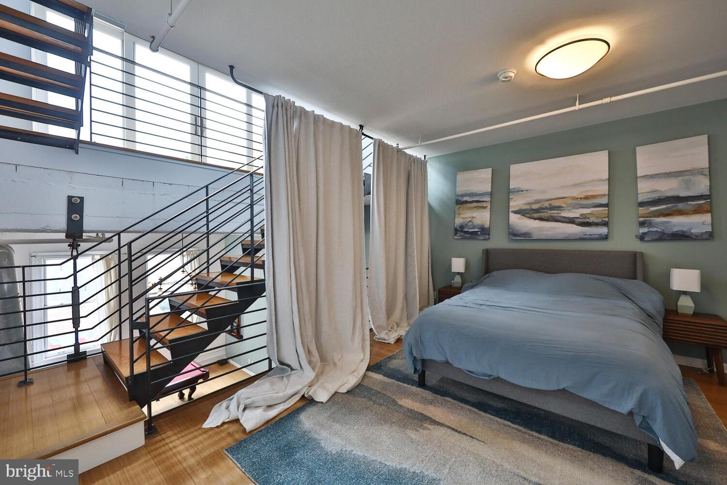 1228-32 Arch St #8c