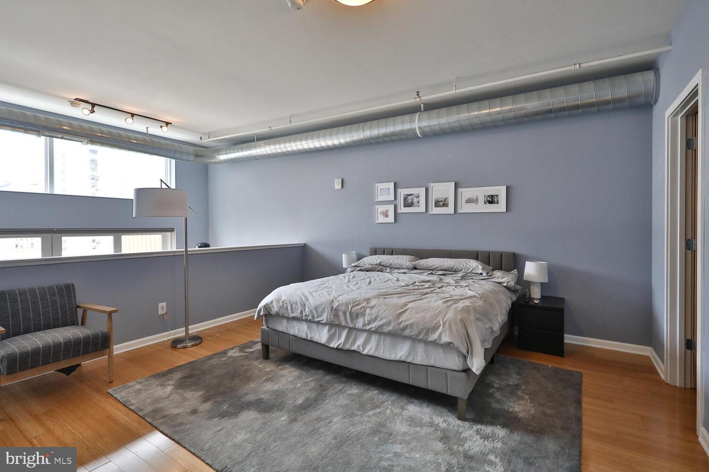 1228-32 Arch St #8c