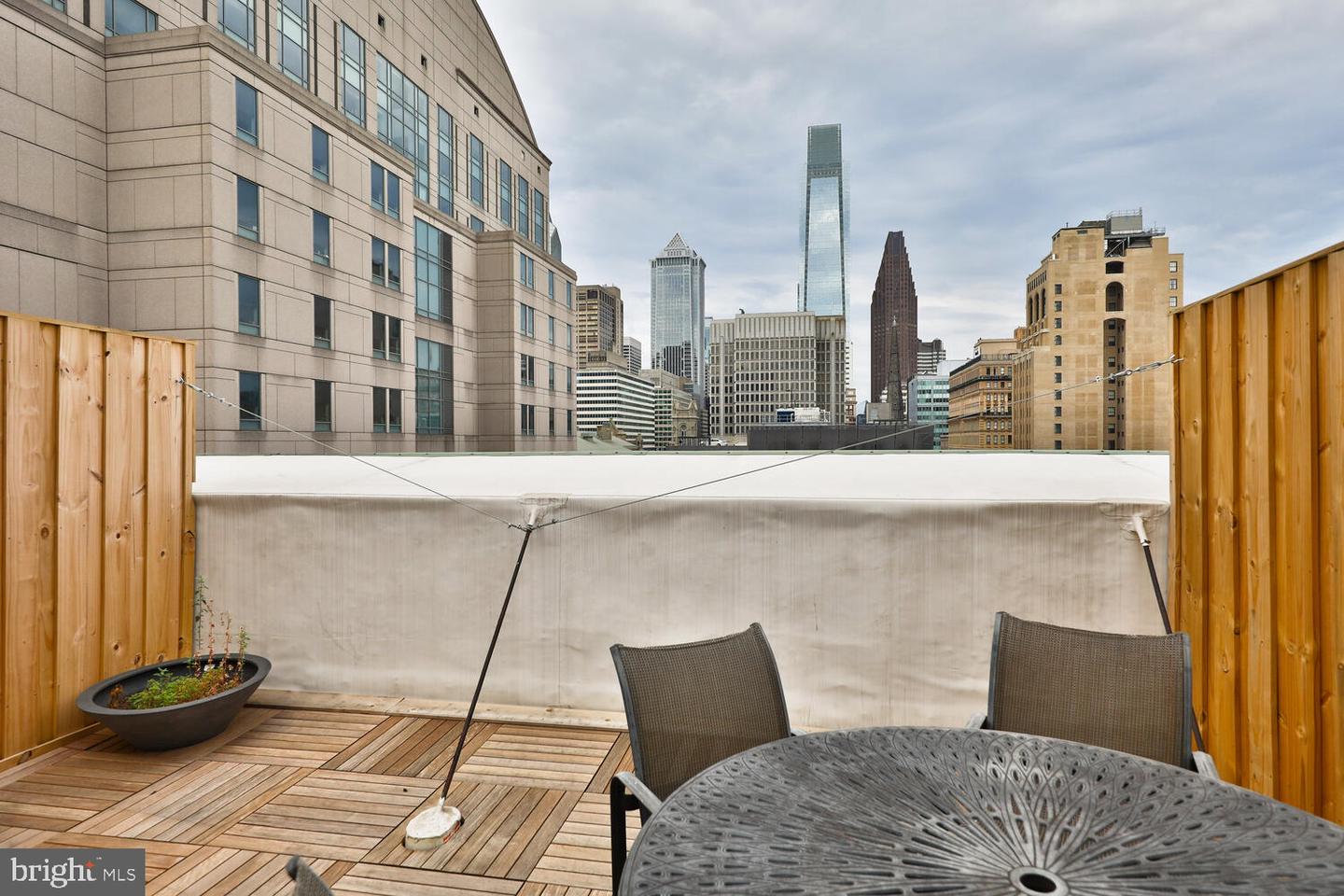 1228-32 Arch St #8c