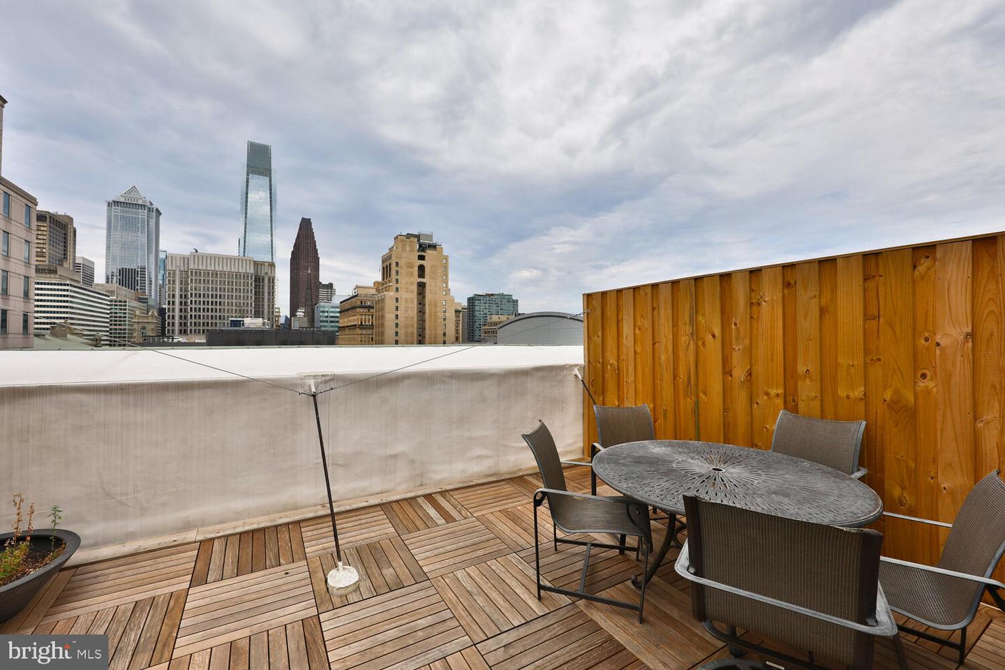 1228-32 Arch St #8c