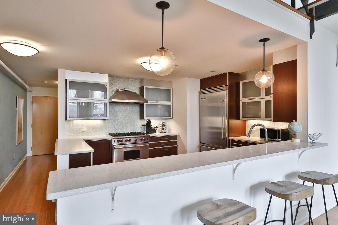 1228-32 Arch St #8c