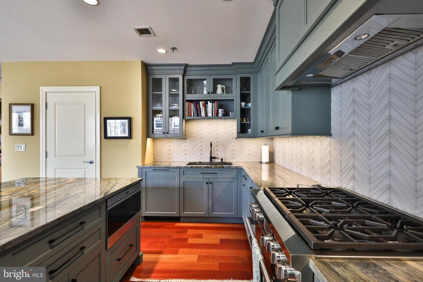 143 S. 2nd Street #301