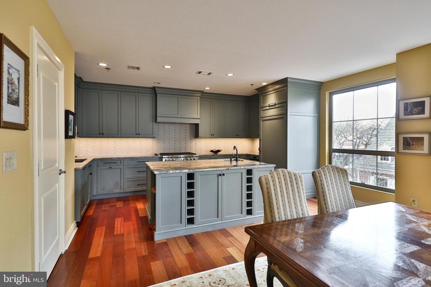143 S. 2nd Street #301