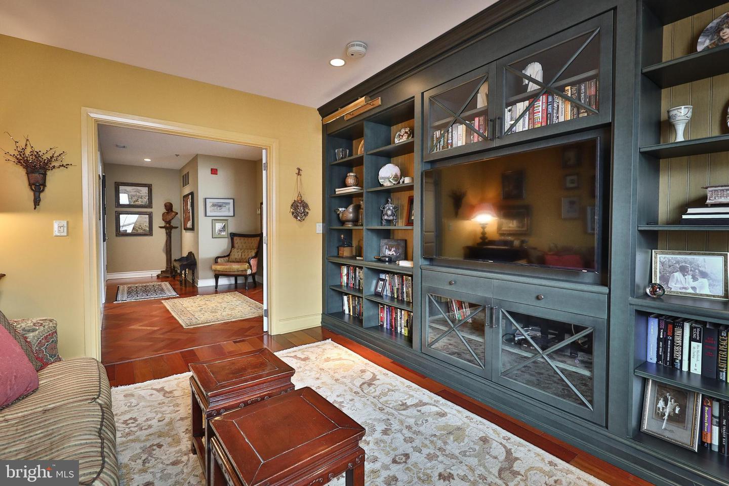 143 S. 2nd Street #301