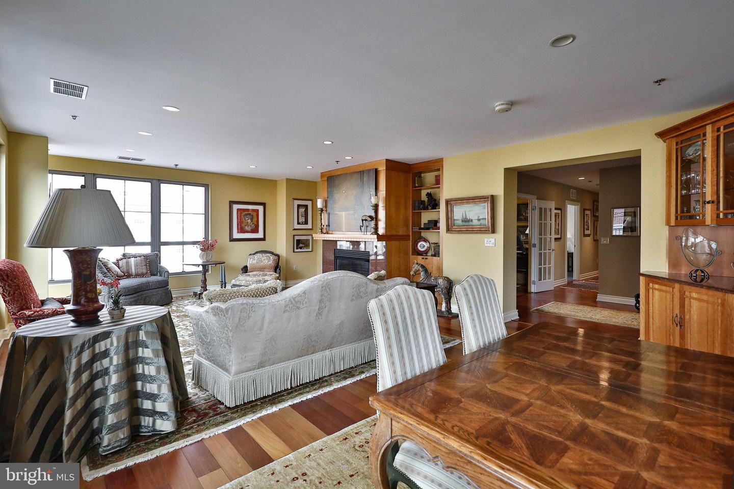 143 S. 2nd Street #301