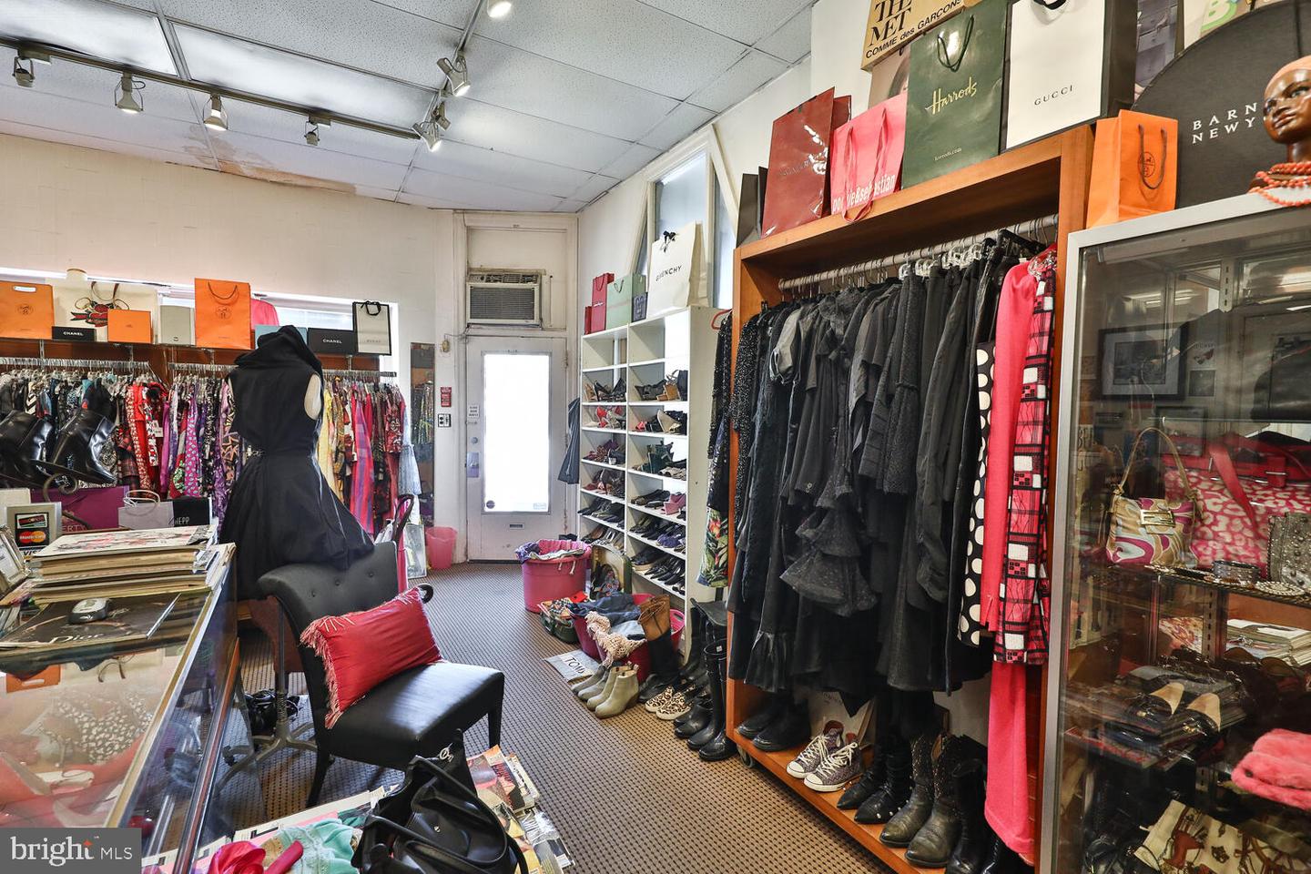7904-6 Germantown Ave