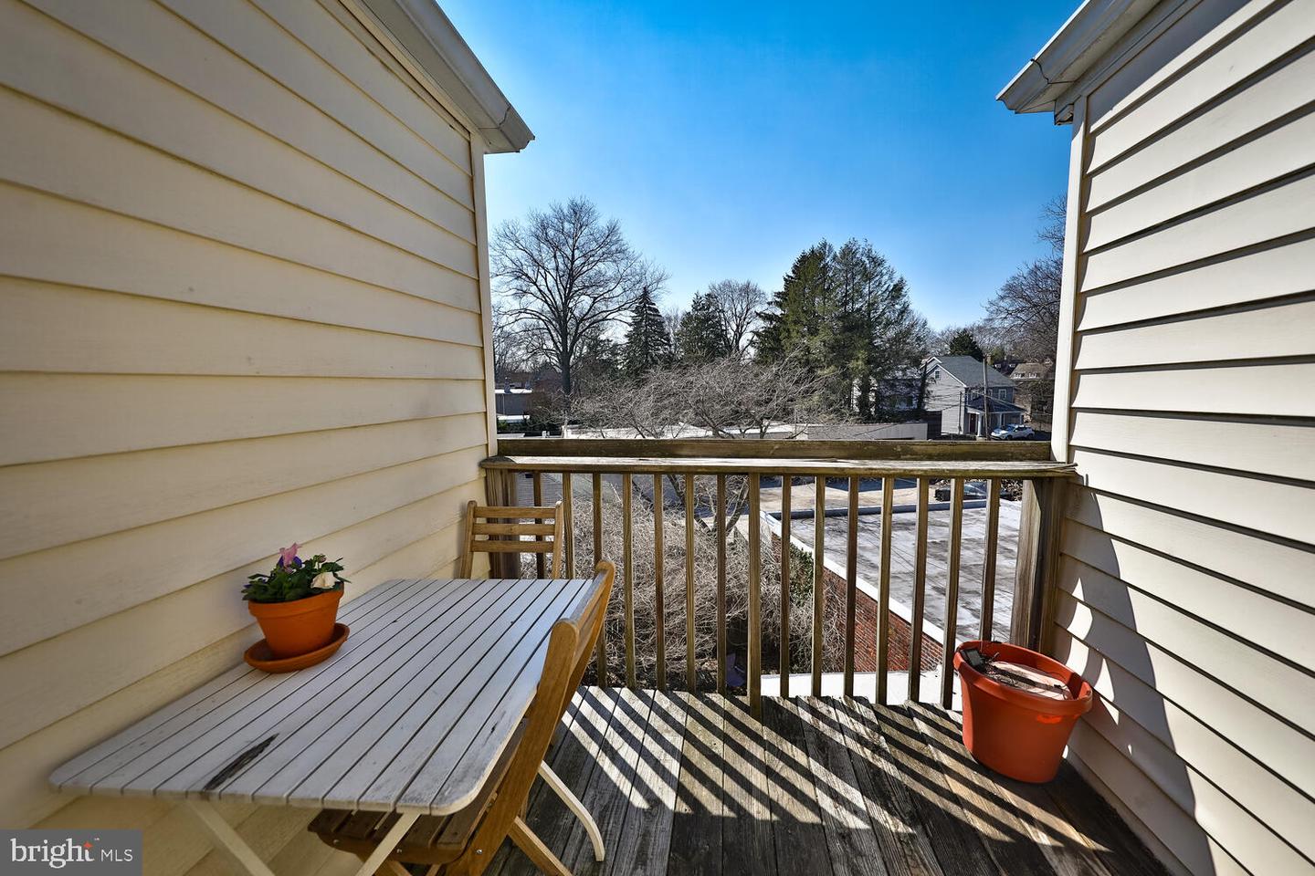 7904-6 Germantown Ave